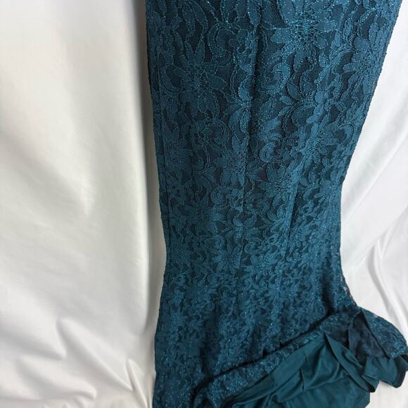 NWT One By Eight Sparkly Double Lined Lace Formal Dress - Picture 7 of 13